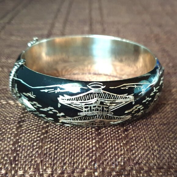 Vintage Japanese Damascene Niello Sterling Silver Pagoda Village Cuff Bangle - Picture 5 of 12